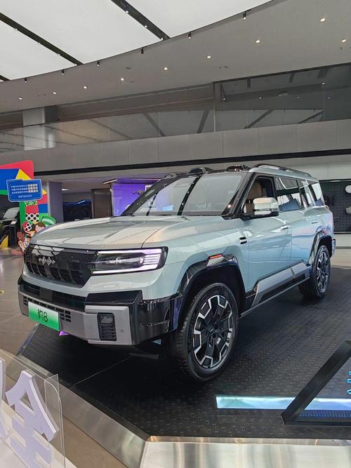 佛山119比亚迪方程豹硬派越野的爆款，英菲尼迪35周年与你共成长